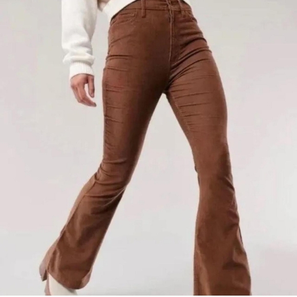Hollister brown flare wide bell bottom high rise stretch corduroy pants, size 15 - Picture 3 of 6